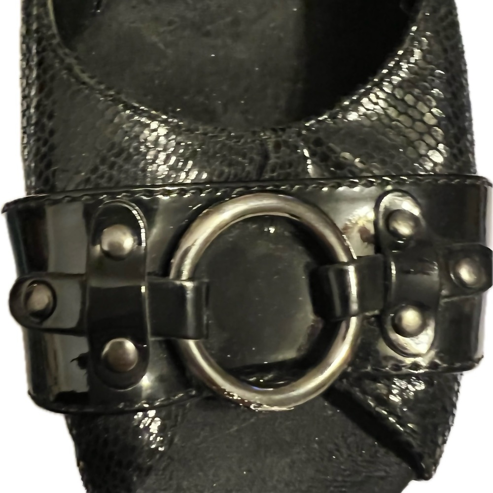 A2 aerosols nwot Black Snakeskin Patterned Flats with Buckle